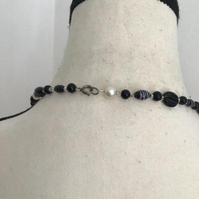 Sale Photo Thumbnail #146: Beautiful vintage black glass beaded necklace. Please see attached photos.