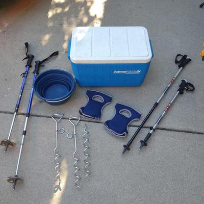 COOLER, ADJUSTABLE WALKING STICKS AND ITEMS FOR FIDO