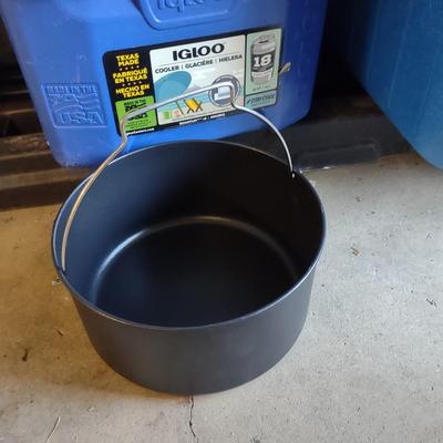 CAMP FIRE COOKING ITEMS, COOLER AND THERMOS