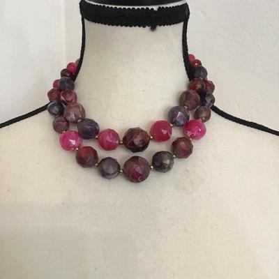 Sale Photo Thumbnail #127: Beautiful, vintage, multi strand, faceted, purple, and pink beads. Please see attached photos.