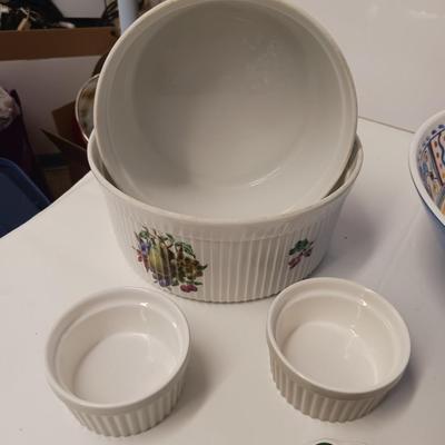 SERVING DISHES