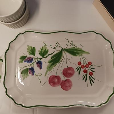 SERVING DISHES