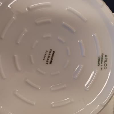 SERVING DISHES