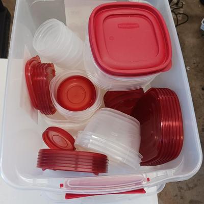 SET OF FOOD STORAGE CONTAINERS