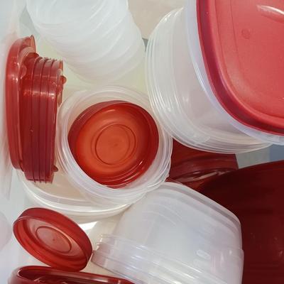 SET OF FOOD STORAGE CONTAINERS