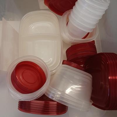 SET OF FOOD STORAGE CONTAINERS