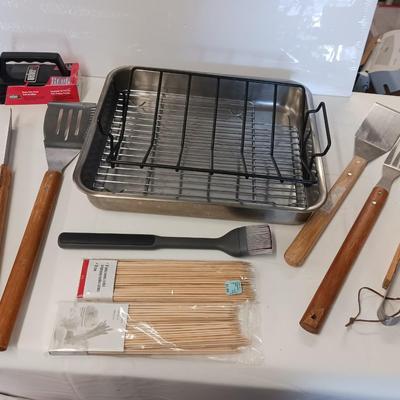ROASTING PAN, BBQ UTENSILS AND MORE