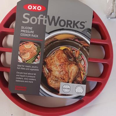 MISC KITCHEN ITEMS