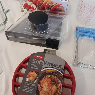 MISC KITCHEN ITEMS