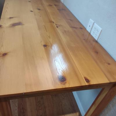 KNOTTY PINE PROJECT TABLE