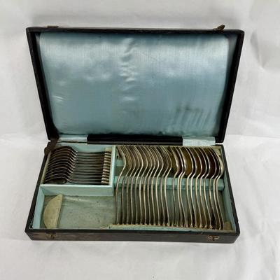 Sale Photo Thumbnail #115: Set includes 12 teaspoons, 12 forks and 11 soup spoons.  Teasons have the “18” mark , means that 12 items were plated with 18g of silver. Forks and soup spoons are marked “84”, means 12 items were plated using 84g of silver.  In original lidded bo