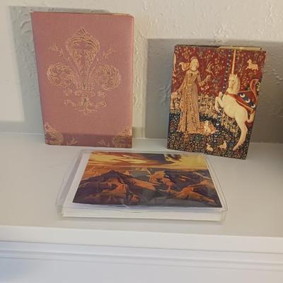 VERY NICE NOTE CARDS