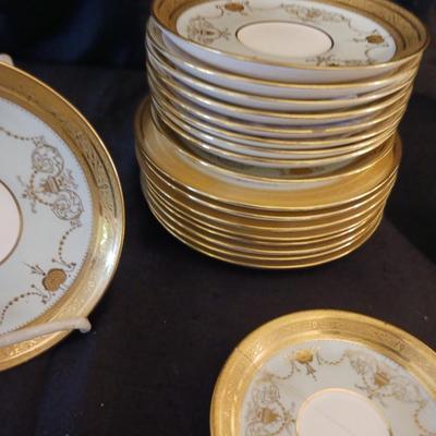 TIFFANY & CO NEW YORK MASE IN ENGLAND SAUCERS AND 3 CUPS