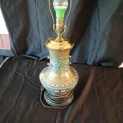GORGEOUS CLOISONNE BASE TABLE LAMP