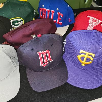 Sale Photo Thumbnail #276: Vintage Hat Lot | Rare Vikings, Blackhawks, Packers, Twins, Snapback | Lot of 10 | Some New and Used
