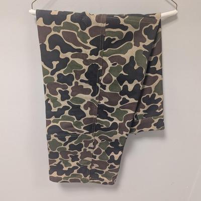 L. L. Bean Size 40 x 28 Camo Pants #36