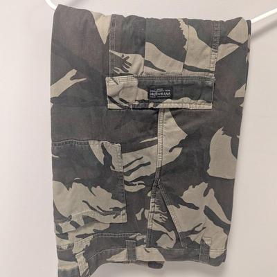 Wrangler Size 38 x 30 Camo Pants #47