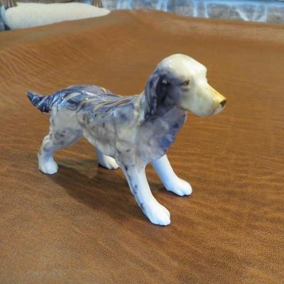 Sale Photo Thumbnail #14: Set of 3 vintage mini porcelain dogs, measuring approx 1.5"-2". Includes an English Setter Blue Belton, Fox Terrier, and Dachshund