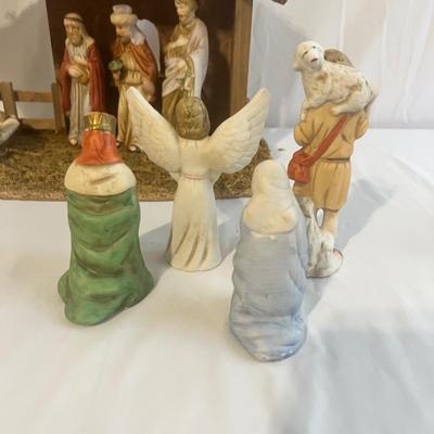 Porcelain Nativity Scene Set (PB-RG)