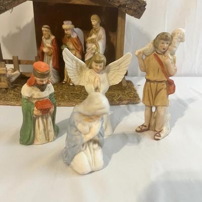 Porcelain Nativity Scene Set (PB-RG)