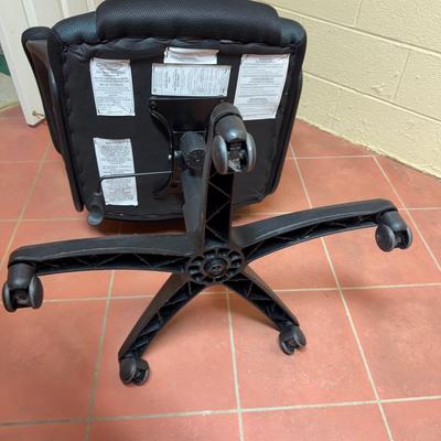 Padded & Upholstered Office Chair (O-MG)
