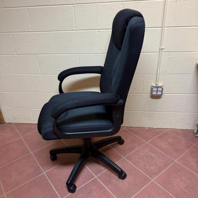 Padded & Upholstered Office Chair (O-MG)