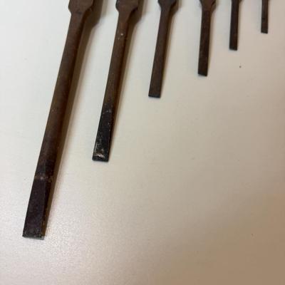 Six Piece Clay of Sheffield Cabinet Screwdrivers (O-MG)