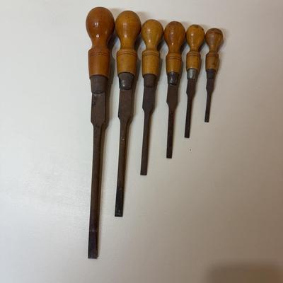 Six Piece Clay of Sheffield Cabinet Screwdrivers (O-MG)