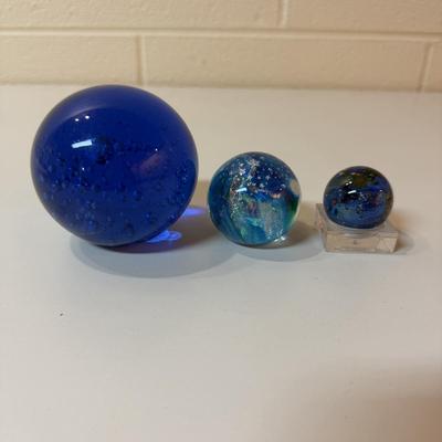 Glass Eye Studio Celestial Series Orb, Planet Marble Orb & Cobalt Blue Orb (BD-MG)