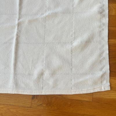 Quilt Rack Plus Blankets (PB-RG)