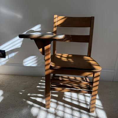 Oak School Chair with Attached Writing Desk (BD-MG)
