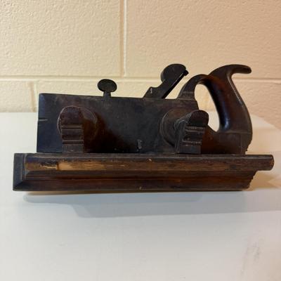 Plow Plane & Two Draw Knives (WS-MG)