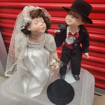 Wedding dolls