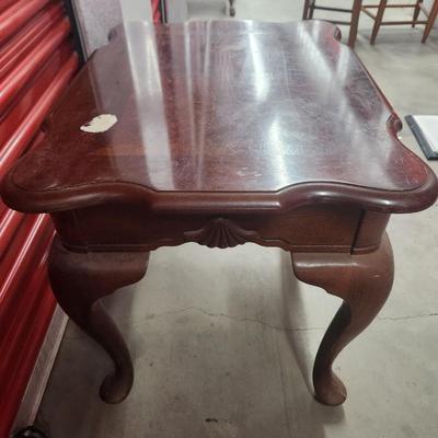 End table