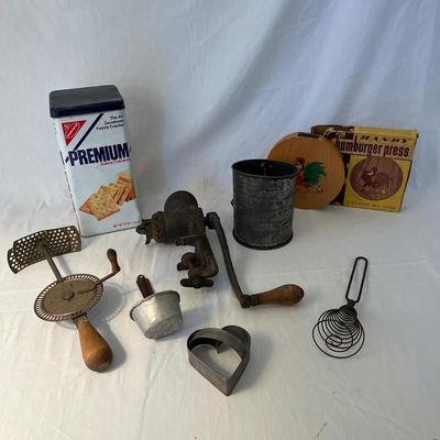 Vintage Kitchen Items (K-BC)