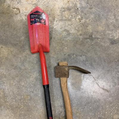 Terra Cotta Pots & Gardening Tools (WS-MG)