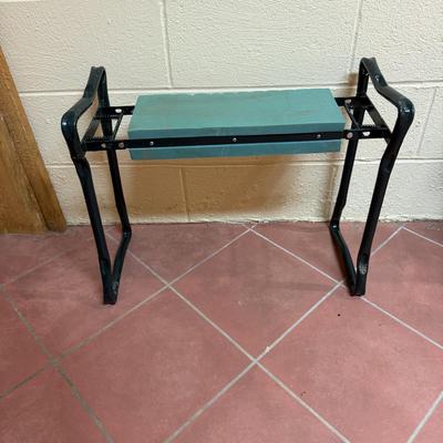 Terra Cotta Pots & Gardening Tools (WS-MG)