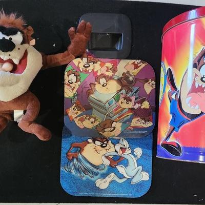 Sale Photo Thumbnail #318: Retro Taz / Tasmania Devil Plush Toys & Mouse pads Looney toons lot