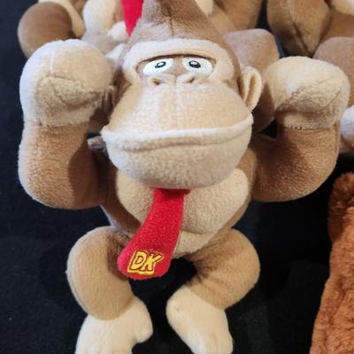 Sale Photo Thumbnail #323: Vintage / Retro Donkey Kong Plushie Toys Stuffed Animal Lot