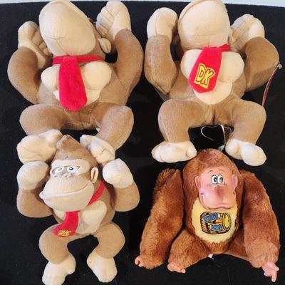Sale Photo Thumbnail #322: Vintage / Retro Donkey Kong Plushie Toys Stuffed Animal Lot