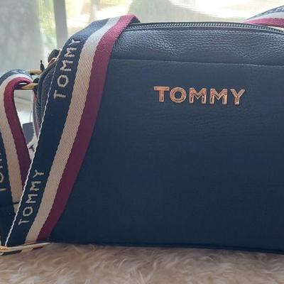 Tommy Hilfiger Purse