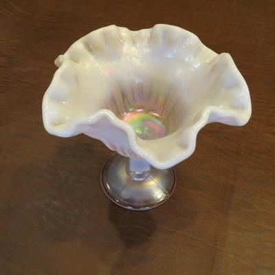 Sale Photo Thumbnail #36: Beautiful Pink Opalescent 6" tall Fenton compote/candy dish
