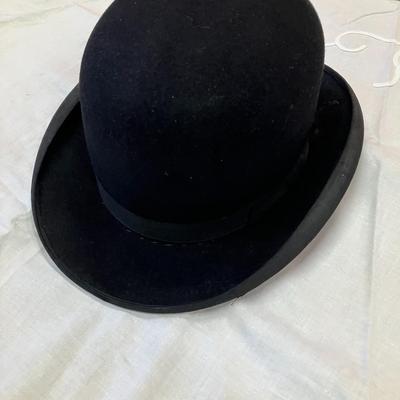 Sale Photo Thumbnail #67: Antique Men's bowler hat c. 1920's