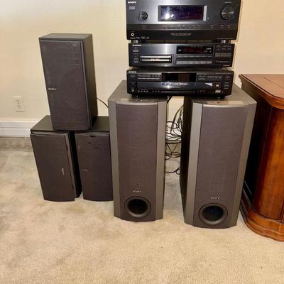 Sale Photo Thumbnail #16: LIVING ROOM WALL - RIGHT SIDE