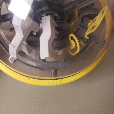 LOT 100B: Vex Robotics Building Sets, Perplexus Maze Puzzle Balls & Maze Racers Game