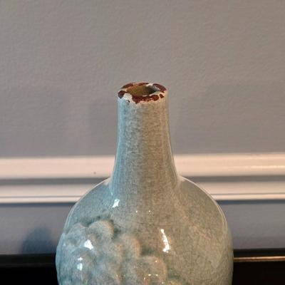 LOT 104Y: Two Wall Panel Decor, Two Bird Cage Tea-lite Holders, Decorative Lantern Candle Holder and Teal Colored Vase