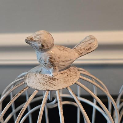 LOT 104Y: Two Wall Panel Decor, Two Bird Cage Tea-lite Holders, Decorative Lantern Candle Holder and Teal Colored Vase