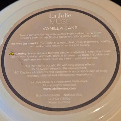 LOT 110Z: Ethan Allan Footed Wooden Box and Two Jar Candles