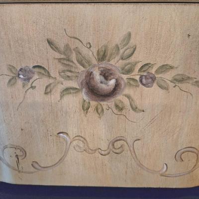 LOT 110Z: Ethan Allan Footed Wooden Box and Two Jar Candles