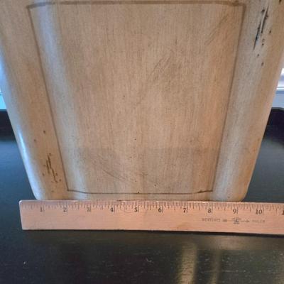 LOT 110Z: Ethan Allan Footed Wooden Box and Two Jar Candles